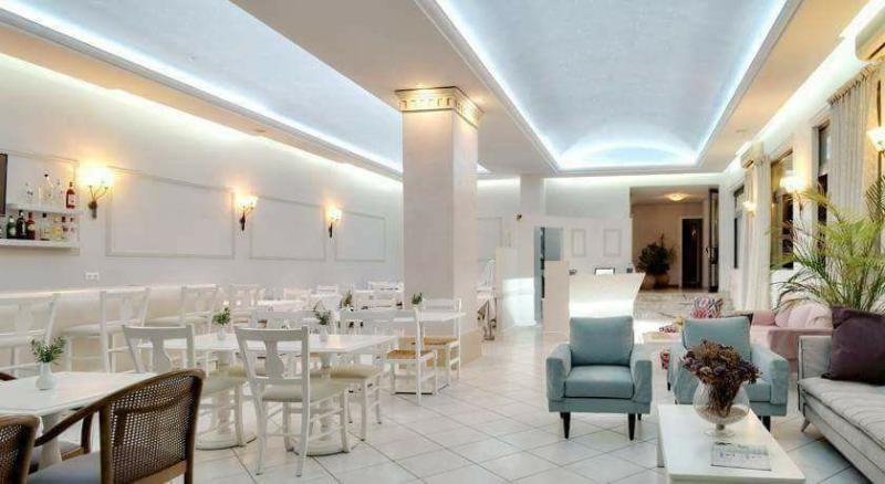 Astoria Hotel 아기아갈리니 외부 사진